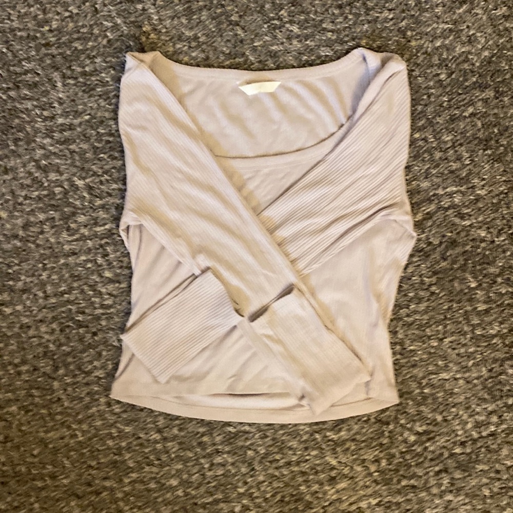 Womens cropped long sleeved shirt